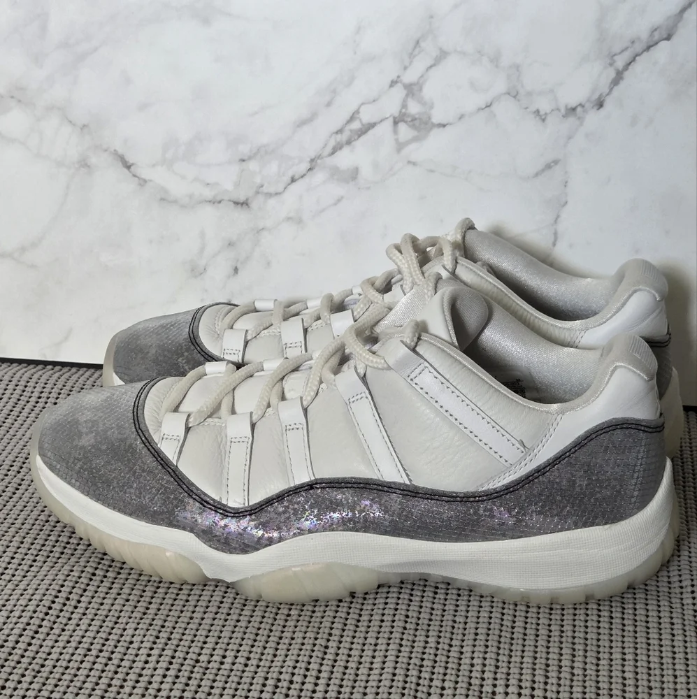 Nike Air Jordan 11 Low Year of the Snake Mens Sneakers Shoes Grey White 11 - Picture 4 of 8